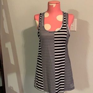 Black and White Workout Top